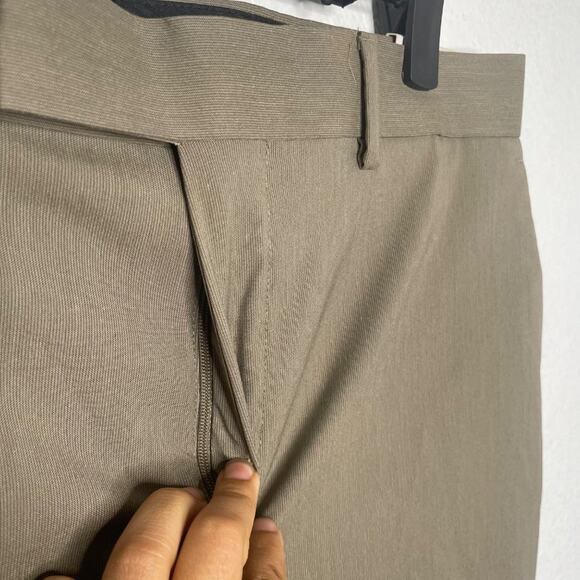 Axist Mens Dress Pants Size 30 Light Brown Slim Workwear Business Pleated - Picture 11 of 15
